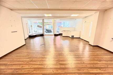 Einzelhandel in Jülich 2.500,00 € 130 m²