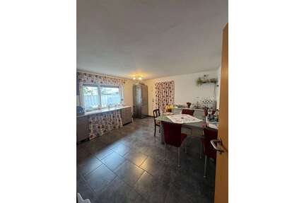 Haus zum Kaufen in Steinmauern 559.000,00 € 328 m²