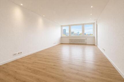 Renovierte 3-Zimmer-Wohnung mit Balkon und Stellplatz - Offenbach am Main