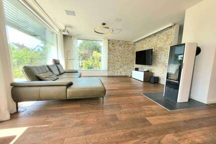 Haus zum Mieten in Darmstadt OT Eberstadt 3.500,00 € 240 m²