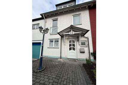 Haus zum Mieten in Wuppertal 1.580,00 € 185 m²