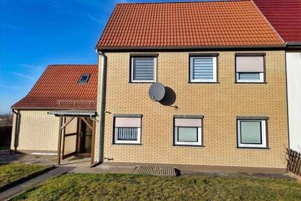 Ländliches Familienglück in Rehmsdorf - Doppelhaushälfte mit Garten und Potenzial und Nähe zum See - Elsteraue