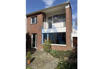 Haus zum Kaufen in Düren 299.000,00 € 110 m²