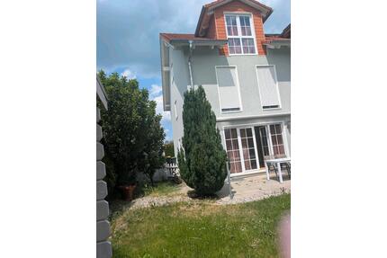 DHH Türkheim - 580.000,00&nbsp;EUR Kaufpreis, ca.&nbsp; 130,00&nbsp;m&sup2; in Türkheim (PLZ: 86842)