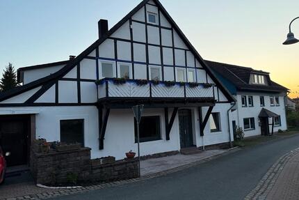 Familien Wohnung 110 m²,4 Zimmer,Küche,Badezimmer 2, 1 Parkplatz - Beverungen