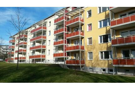 schöne 3 Zimmer Wohnung m. großem Balkon - Weimar Lützendorf