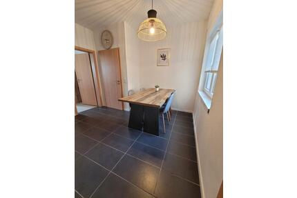 Helle, möblierte Wohnung in Ochtendung