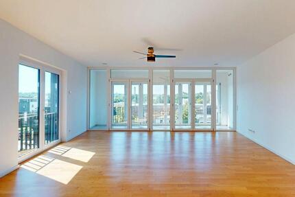 Moderne 4-Zimmer-Wohnung mit EBK und Balkon - Frankfurt am Main Sachsenhausen