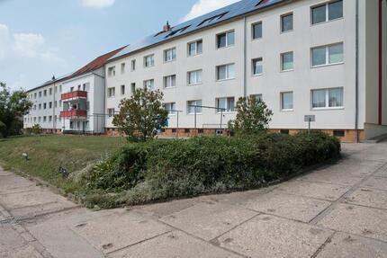 Kleine DG-Wohnung in Aschersleben, ideal für Polizeischüler