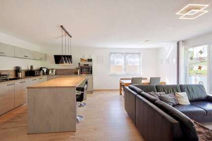Wohnung zum Kaufen in Freiberg am Neckar 445.000,00 € 98 m²