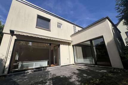 Haus zum Kaufen in Wiesbaden 839.000,00 € 130 m²