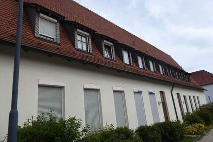 4-Zimmer-Wohnung mit Stellplatz! - Scheinfeld