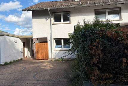 Haus zum Kaufen in Neckargemünd 439.000,00 € 216 m²