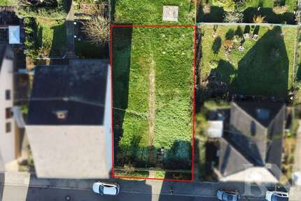 Grundstück zu verkaufen in Schwalbach 42.000,00 € 279 m²