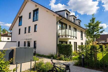 BEZUGSFERTIG - Licht & Lebensqualität: 3-Zimmer-Wohnung mit zwei Süd-Balkonen - Erstbezug - München Bogenhausen