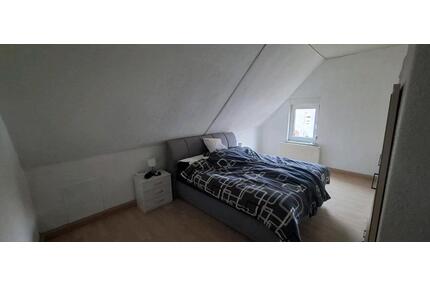 2,5 Zimmer 55m² Wohnung DG, kleine Wohnung in Nettelrede - Bad Münder am Deister