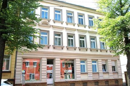 Lichtdurchflutete, große 2 Zi.+ Wohnküche mit eigenem Parkplatz - Leipzig Nordwest