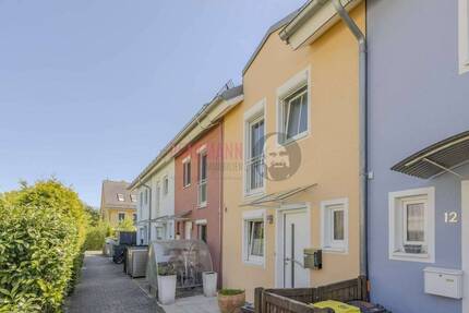 Bezugfreies Reihenmittelhaus in guter Lage mit Einzelgarage zu verkaufen - Unterschleißheim Hollern