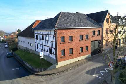 Haus zum Kaufen in Bornheim Brenig 555.000,00 € 121 m² - Bornheim / Brenig