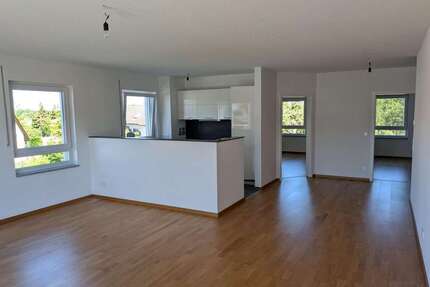 Wohnung zum Mieten in Roßtal 1.100,00 € 89.5 m²