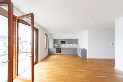Wohnung zum Mieten in Berlin 1.990,00 € 90 m²