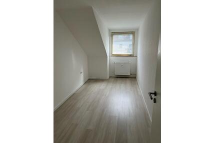 Dachgeschosswohnung im ruhigen Dreifamilienhaus AC Burtscheid - Aachen Aachen-Mitte