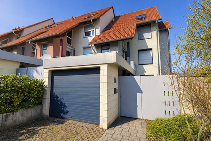 Haus zum Mieten in Kaiserslautern 1.750,00 € 253 m²