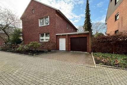 Haus zum Kaufen in Gelsenkirchen 449.000,00 € 256.69 m²