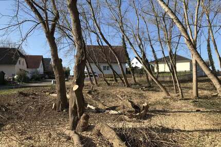 Grundstück zu verkaufen in Hohenmölsen 49.000,00 € 722.33 m²