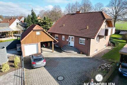 Massives Einfamilienhaus in Fuhlen - Hessisch Oldendorf