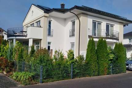 Haus zum Kaufen in Bellenberg 1.290.000,00 € 230 m²