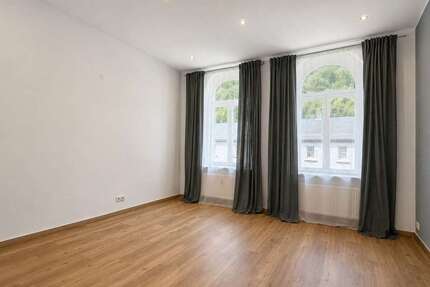 Wohnung zum Kaufen in Radevormwald 239.000,00 € 134 m²