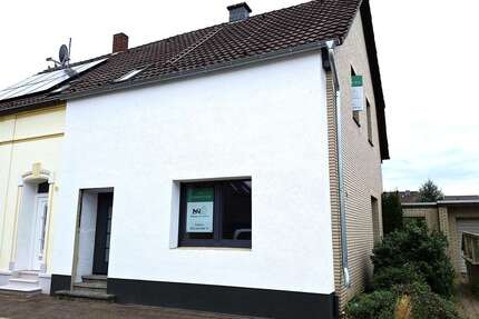Haus zum Mieten in Moers 1.990,00 € 169 m²