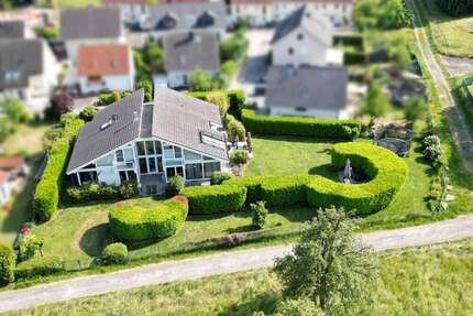 Haus zum Kaufen in Lich 1.485.000,00 € 339 m²