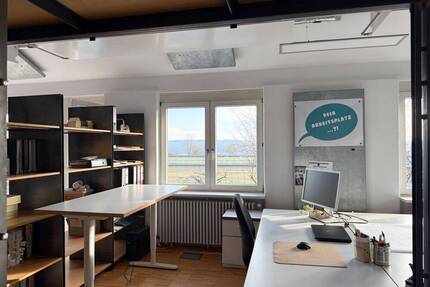 Moderner Schreibtischplatz im Gemeinschaftsbüro Sindelfingen-Darmsheim - flexibel & vernetzt