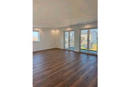 Moderne 4 -Zimmer -Wohnung im Neubau mit Balkon in zentraler Lage - Schmelz