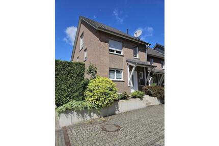 Familienfreundliches Reiheneckhaus mit Garten. - Solingen Mitte