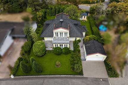 Haus zum Kaufen in Eisenberg 650.000,00 € 230.26 m²