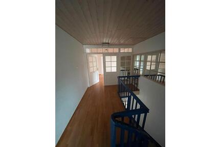3 Zimmer Wohnung mit schönem Gemeinschaftsgarten - Sinn