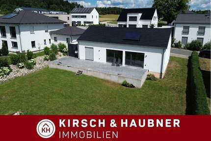 Haus zum Mieten in Lauterhofen 1.210,00 € 100 m²