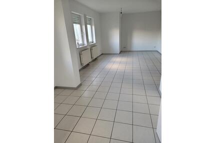 1 ZW mit Terrasse ab 01.06.26 frei - Erlabrunn