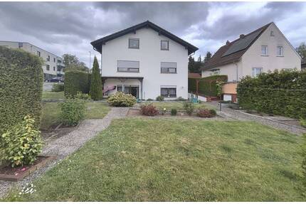 Gepflegtes 3 Familienhaus in Bingen- Weiler mit mega Grundstück - 2 Wohnungen sind frei! - Weiler bei Bingen