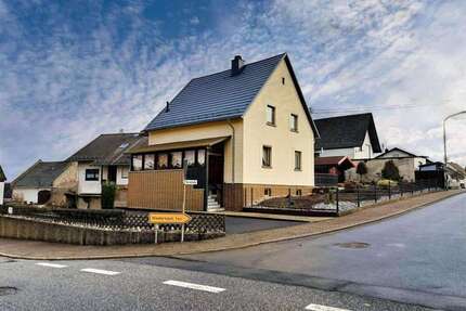 Haus zum Kaufen in Ewighausen 199.000,00 € 137 m²