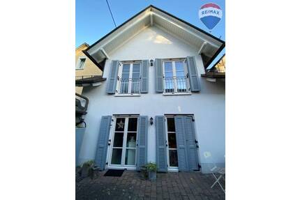 Großzügiges Zweifamilienhaus in Lahn - Nähe - Altendiez