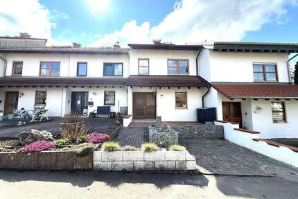 Haus zum Mieten in Bruckberg 700,00 € 56 m²