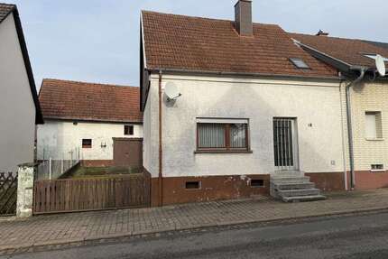 Haus zum Kaufen in Schönenberg-Kübelberg 138.500,00 € 100 m²