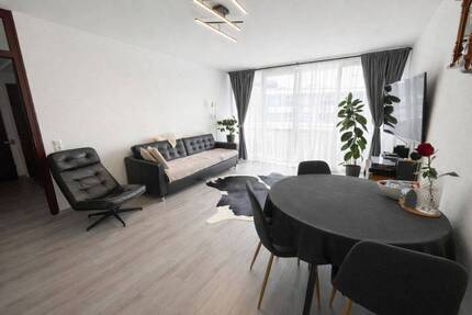Attraktive 3-Zimmer-Wohnung mit Balkon, Aufzug und Tiefgaragenstellplatz - Dortmund Mitte