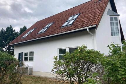 Bezugfertiges Einfamilienhaus - 180.000,00&nbsp;EUR Kaufpreis, ca.&nbsp; 150,00&nbsp;m&sup2; in Königswartha (PLZ: 02699)