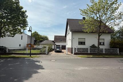 Ein Ort zum Leben, Lachen und Gestalten - 2-Seiten-Hof in Plessa