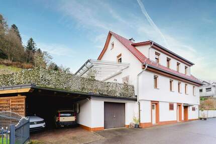 Einfamilienhaus in idyllischer Lage mit Garten - Unterreichenbach